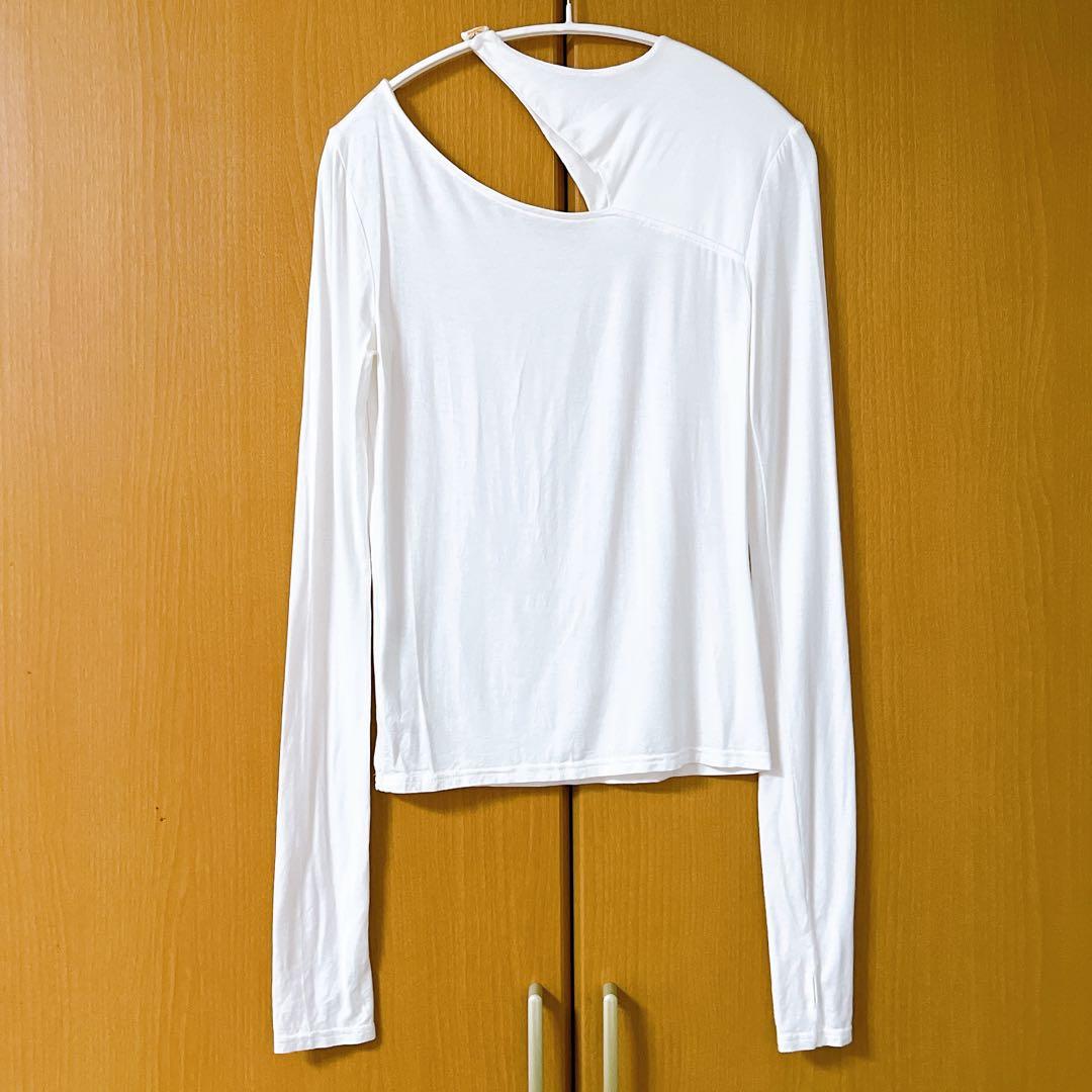 カットアウトトップス ホワイト anuans アニュアンス