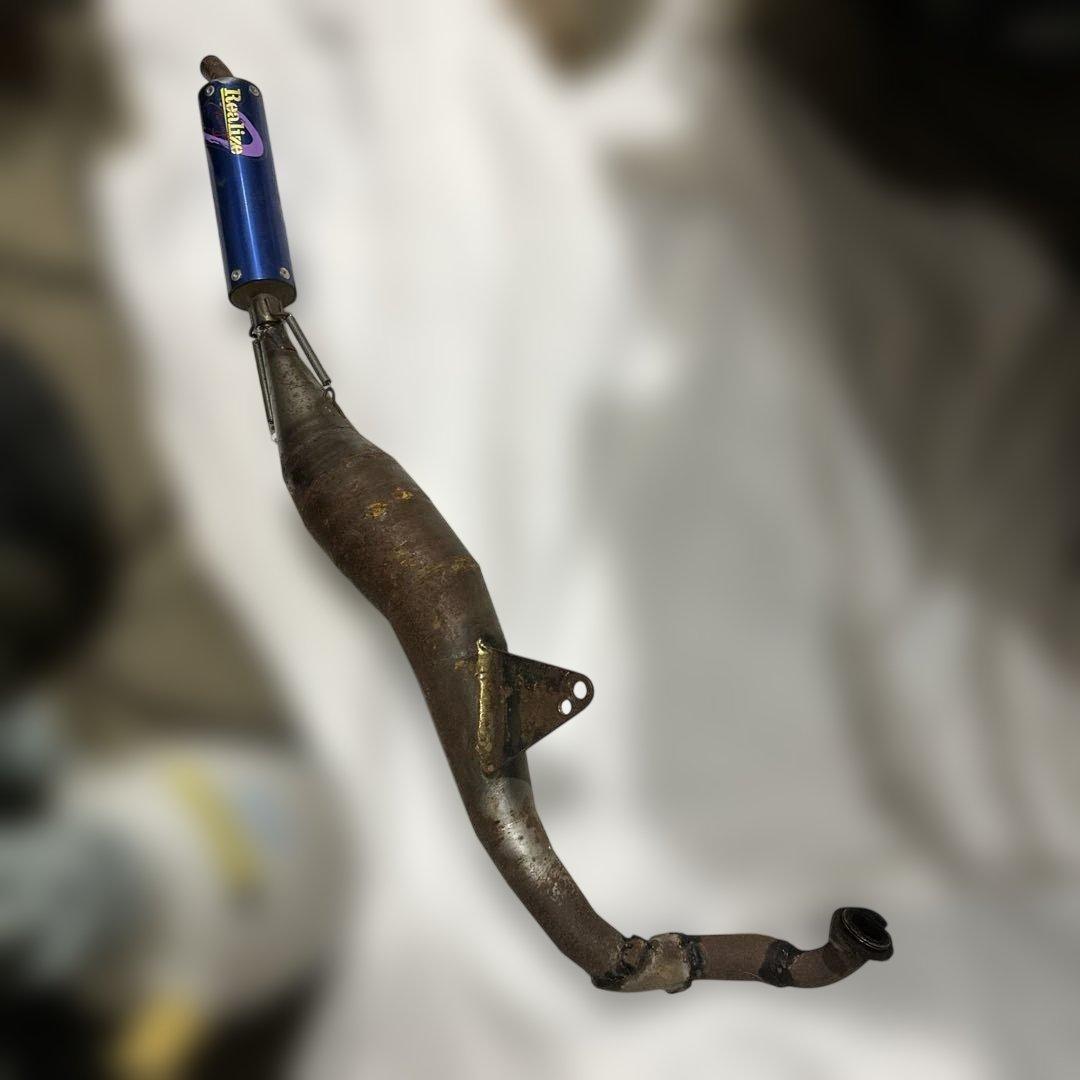 ライブディオマフラー