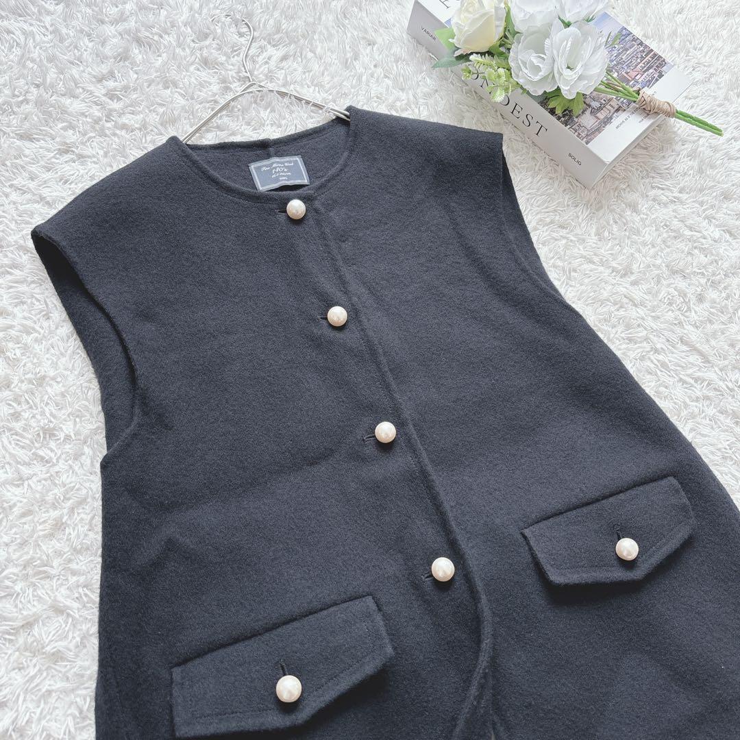 SHIPS SUPER140 ジーロンウール パール モチーフ ボタン ジレ 黒