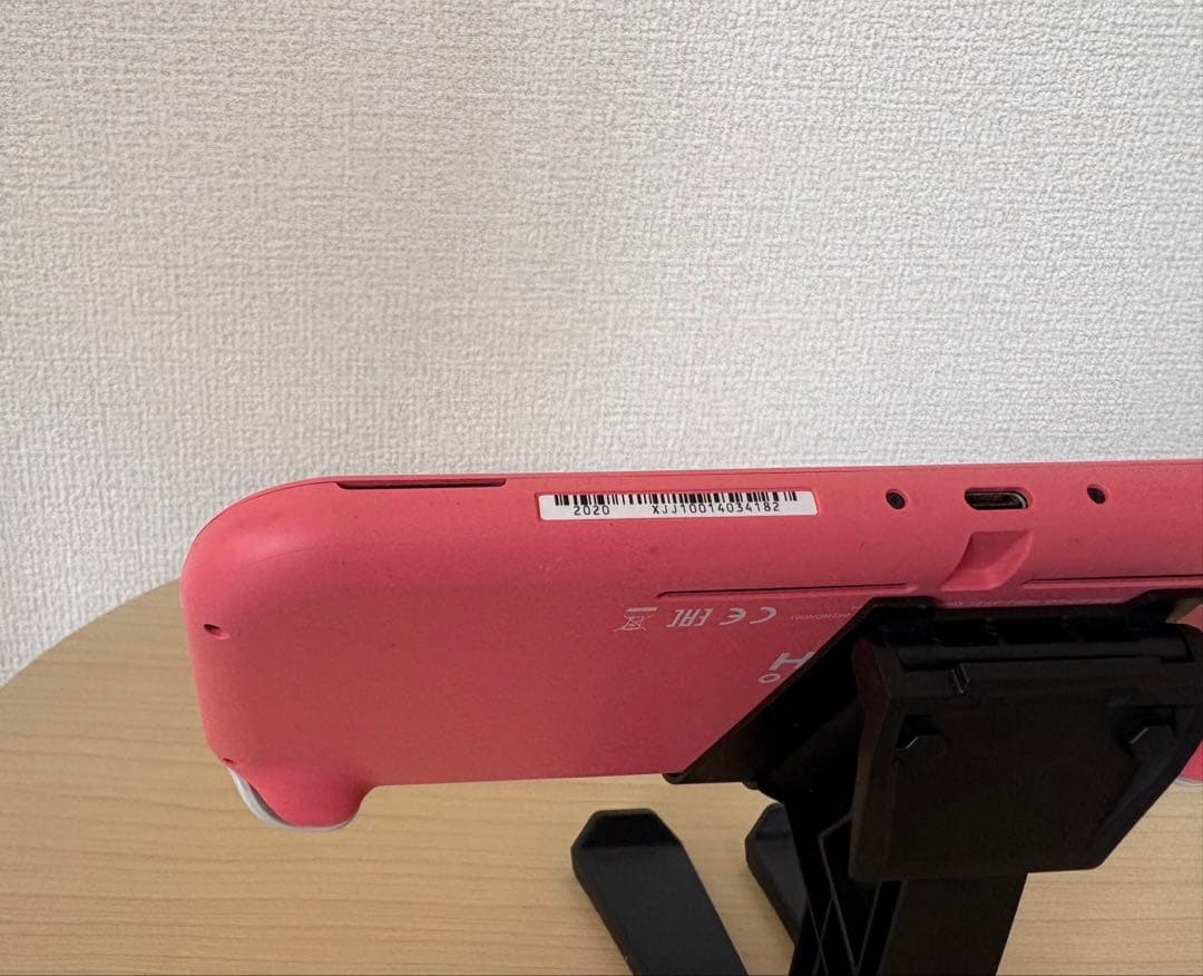 Switchライト コーラル ピンク 【難あり】 本体のみ