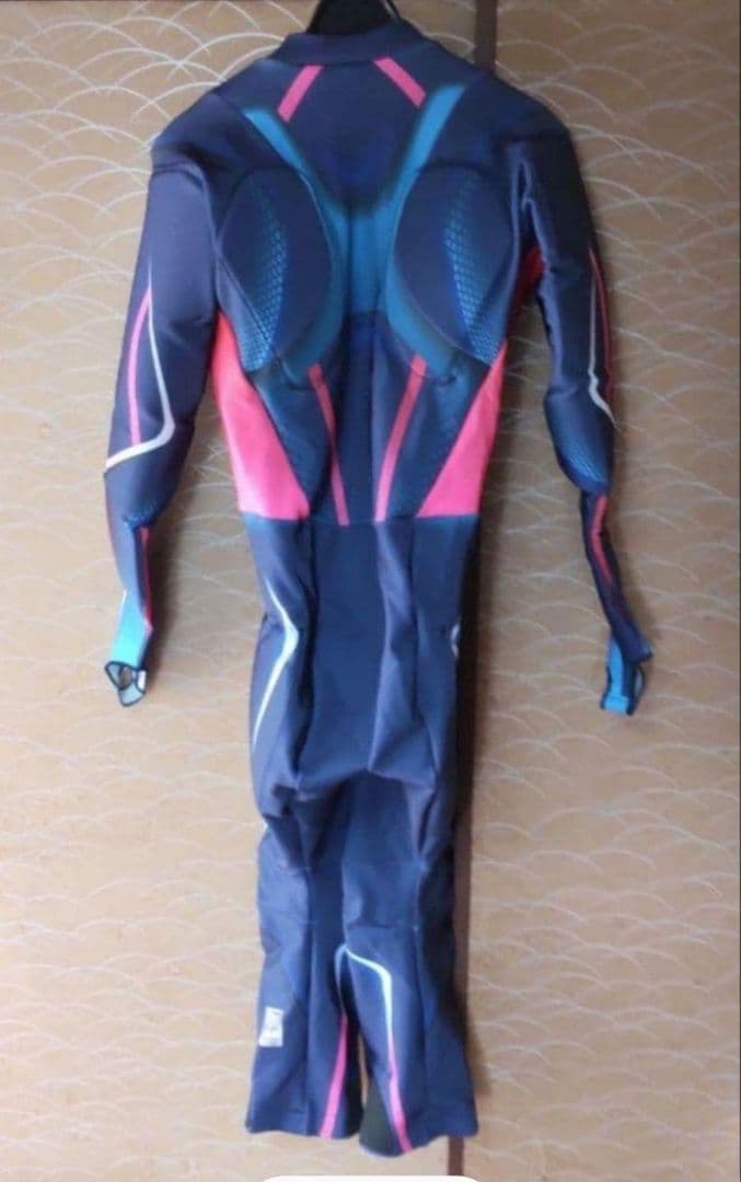 p-2 新品未使用保管品 PHENIX フェニックス FIS 対応ワンピース