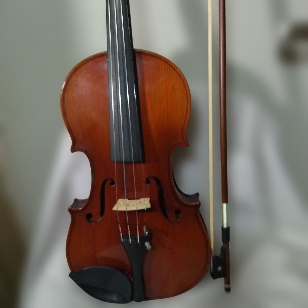 ♥特価♥スズキバイオリン4/4♥品番220♥弓ケ―ス松脂付♥美品♥値引不可