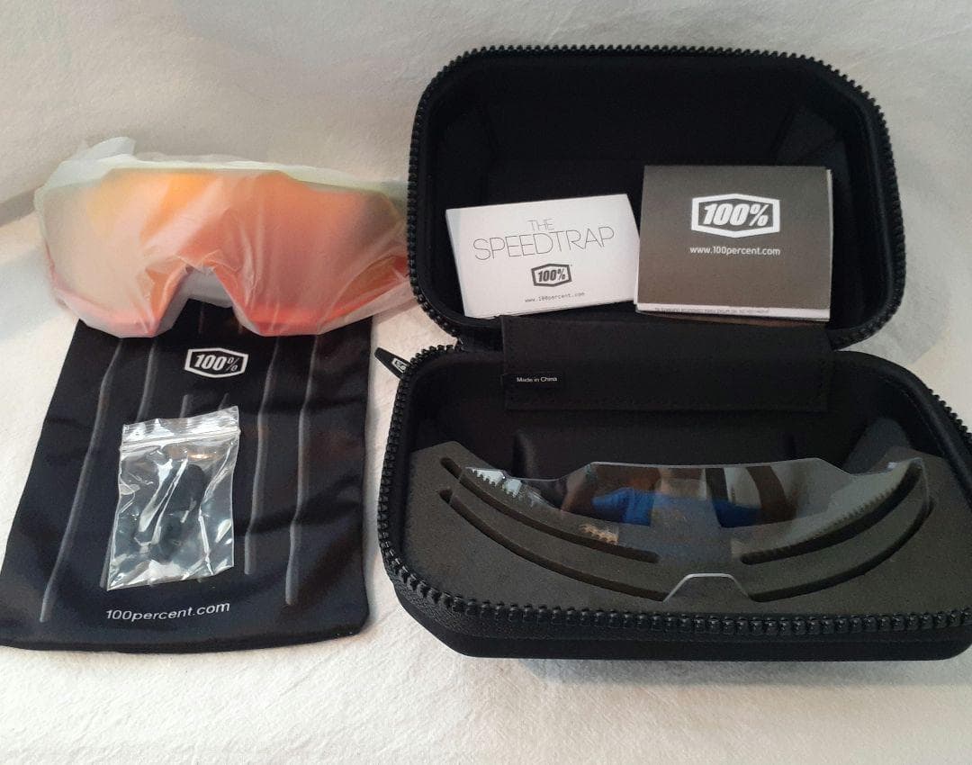 100% SPEEDTRAP Oxyfire ワンハンドレッド サングラス