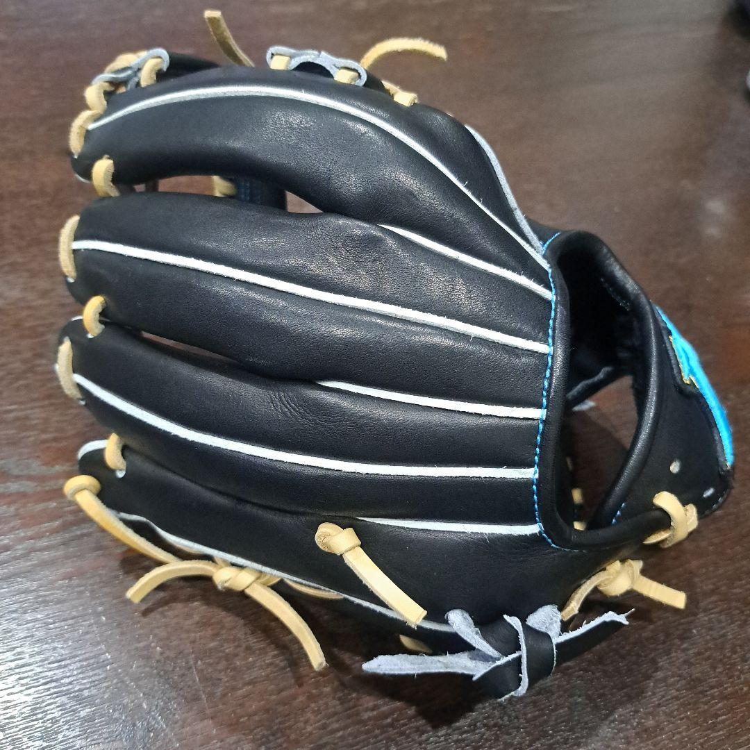 アトムズ　ATOMS　軟式グラブ　内野手用　新品