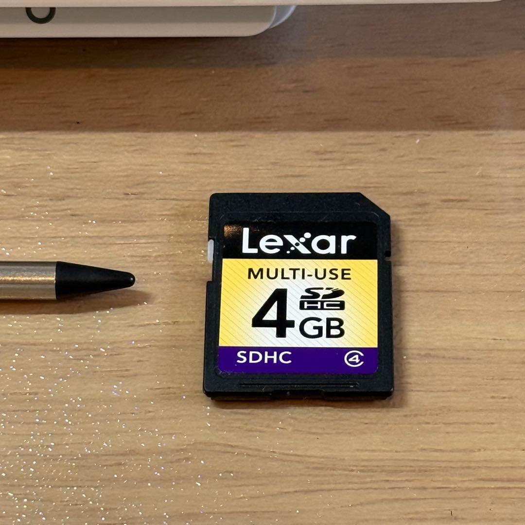 4-227 ニンテンドー3DS ピュアホワイト 箱付き