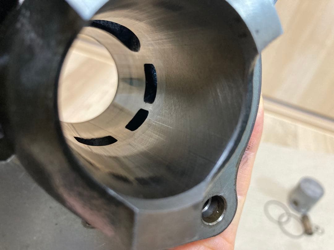 ピカチュウ様RZ50 TZR50R TZM50R 純正シリンダー ピストン