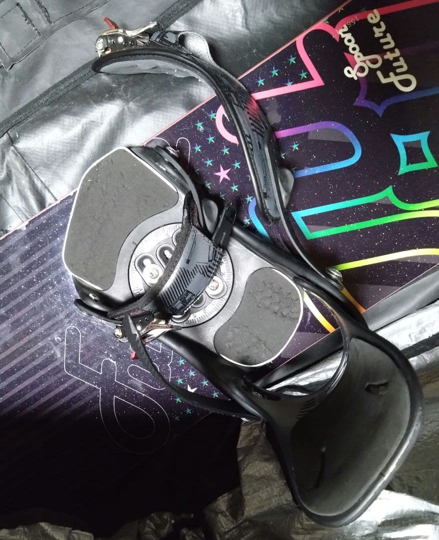 SPOON スプーン スノーボードとSALOMONサロモンビンディングセット