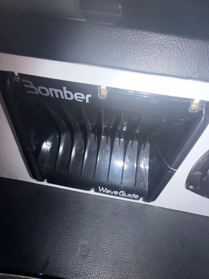 BOMBERドライバー＆ホーン＆ツィーター＆コンデンサー 左右フルセット