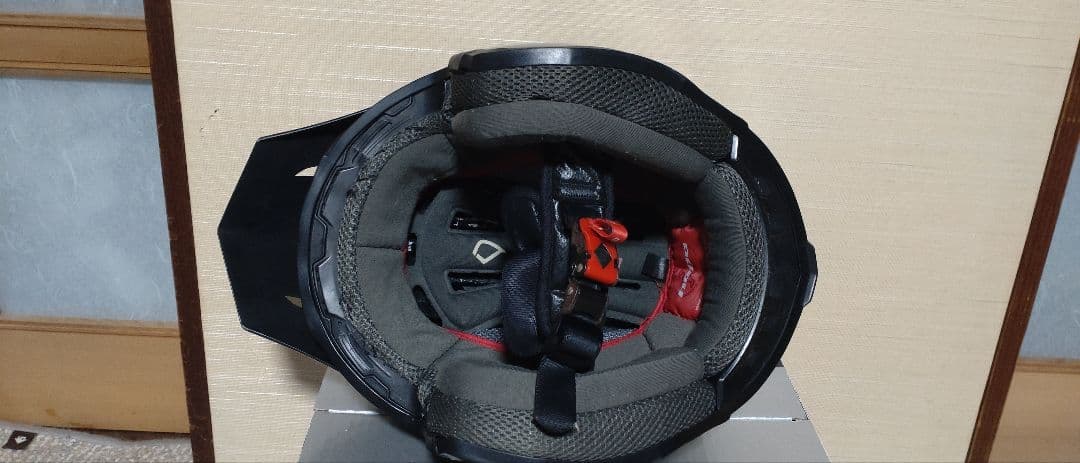 hebo トライアルヘルメット カーボン