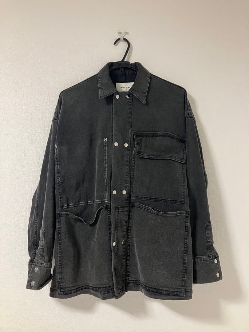 LA PEAU DE GEM /ブラックデニムカバーオール