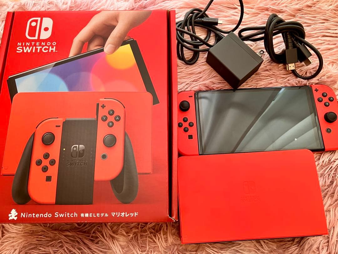 【美品】Nintendo Switch マリオレッド