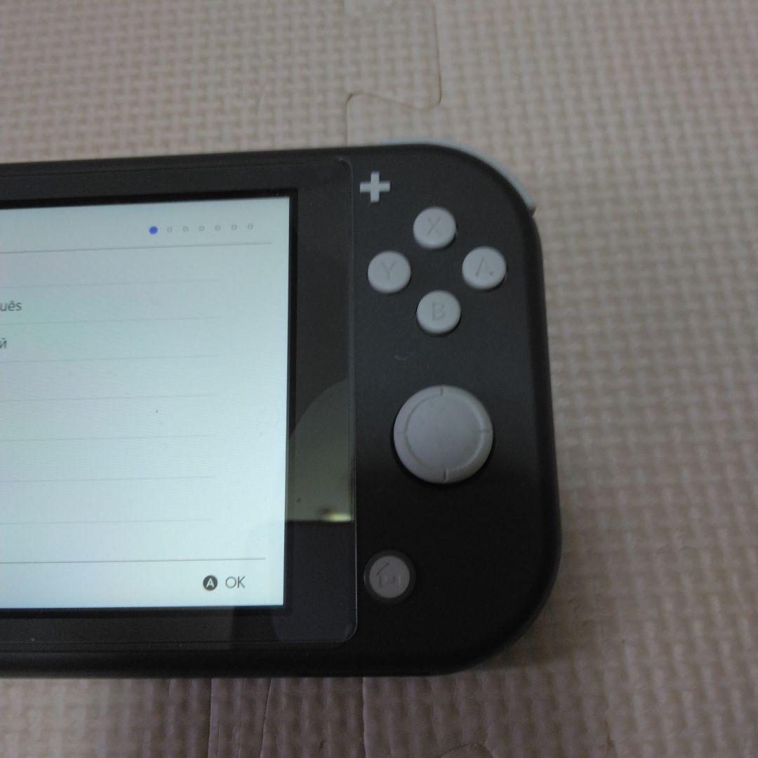 NINTENDO　switchライト本体　グレー