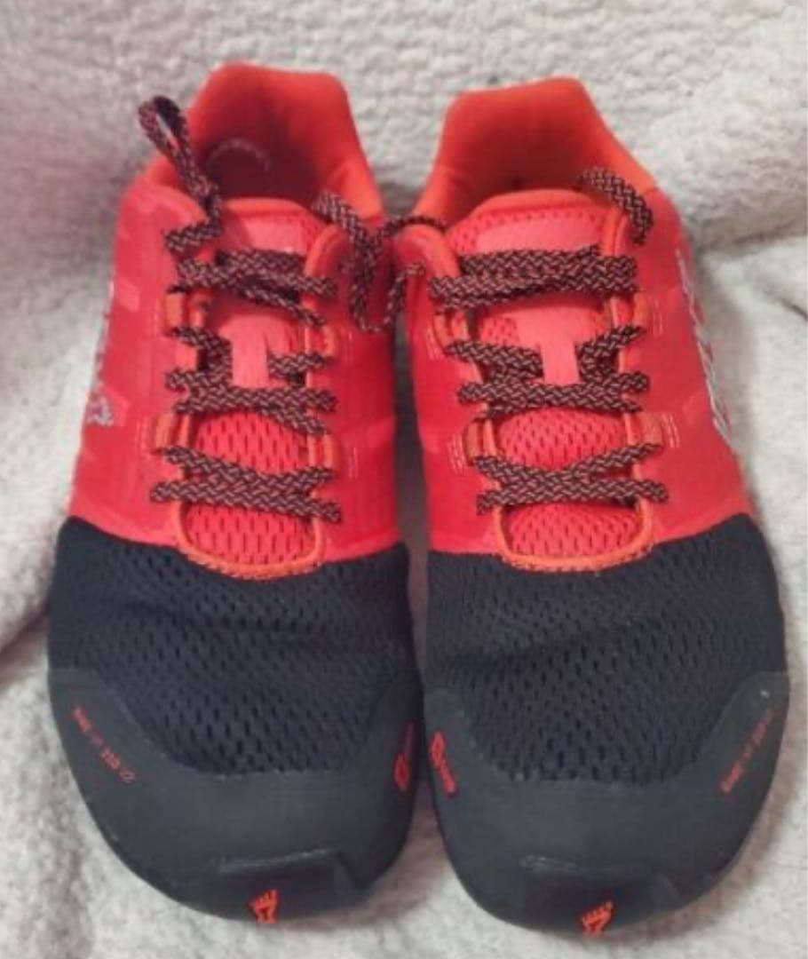 inov8 イノヴェイト　トレーニングシューズ　bare-xf inov-8