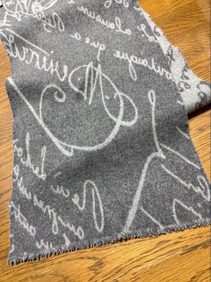 ベルルッティ Berluti マフラー スカーフ カリグラフィ クリス グレー