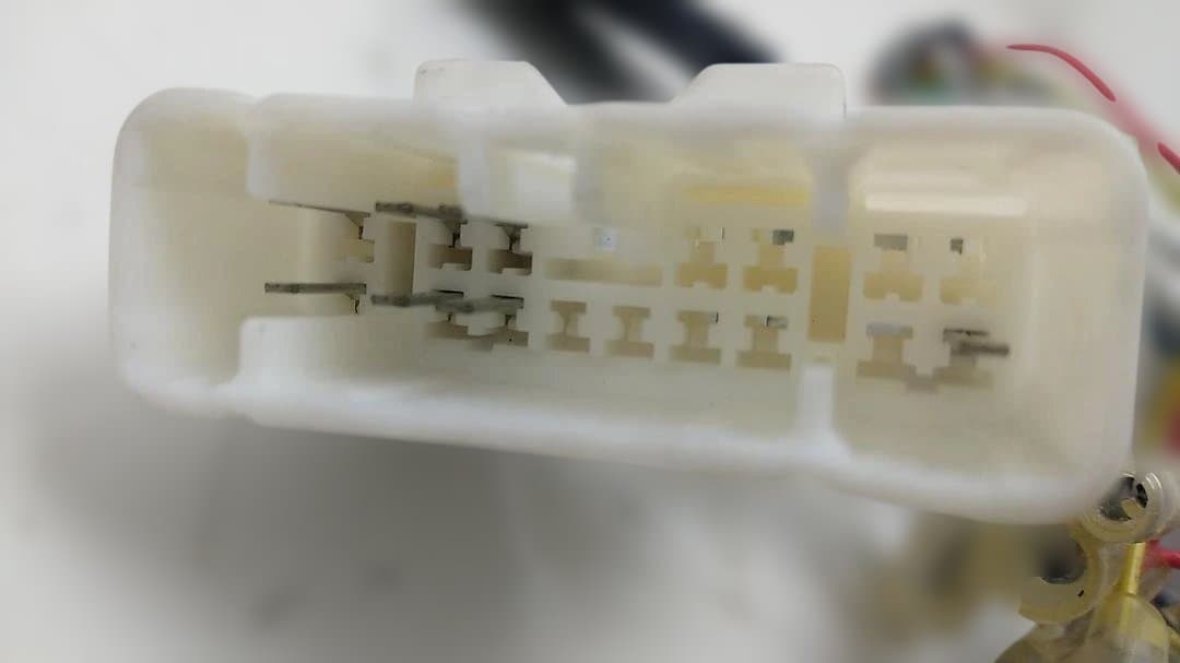 タ*キ様 ビートソニック140アリスト用サウンドアダプターSLA-30（動作未確