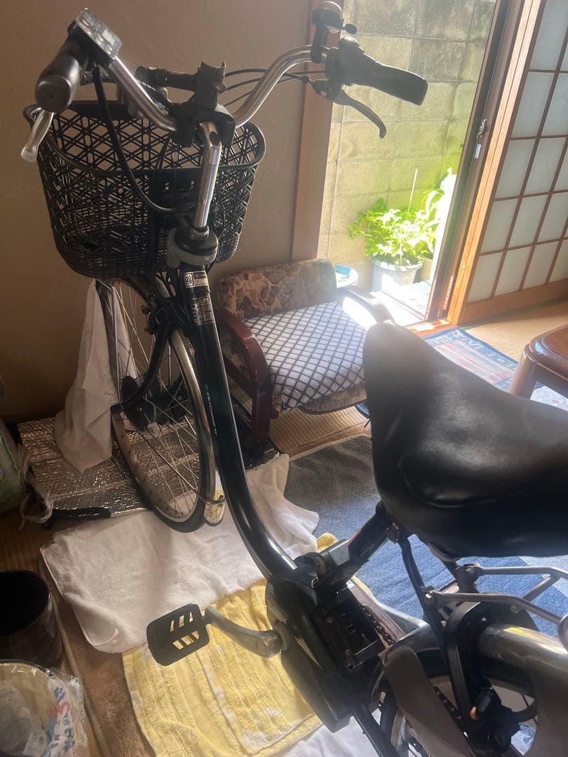 電動アシスト自転車 ブラック バッテリーとバッテリーの充電器セット【ジャンク品】