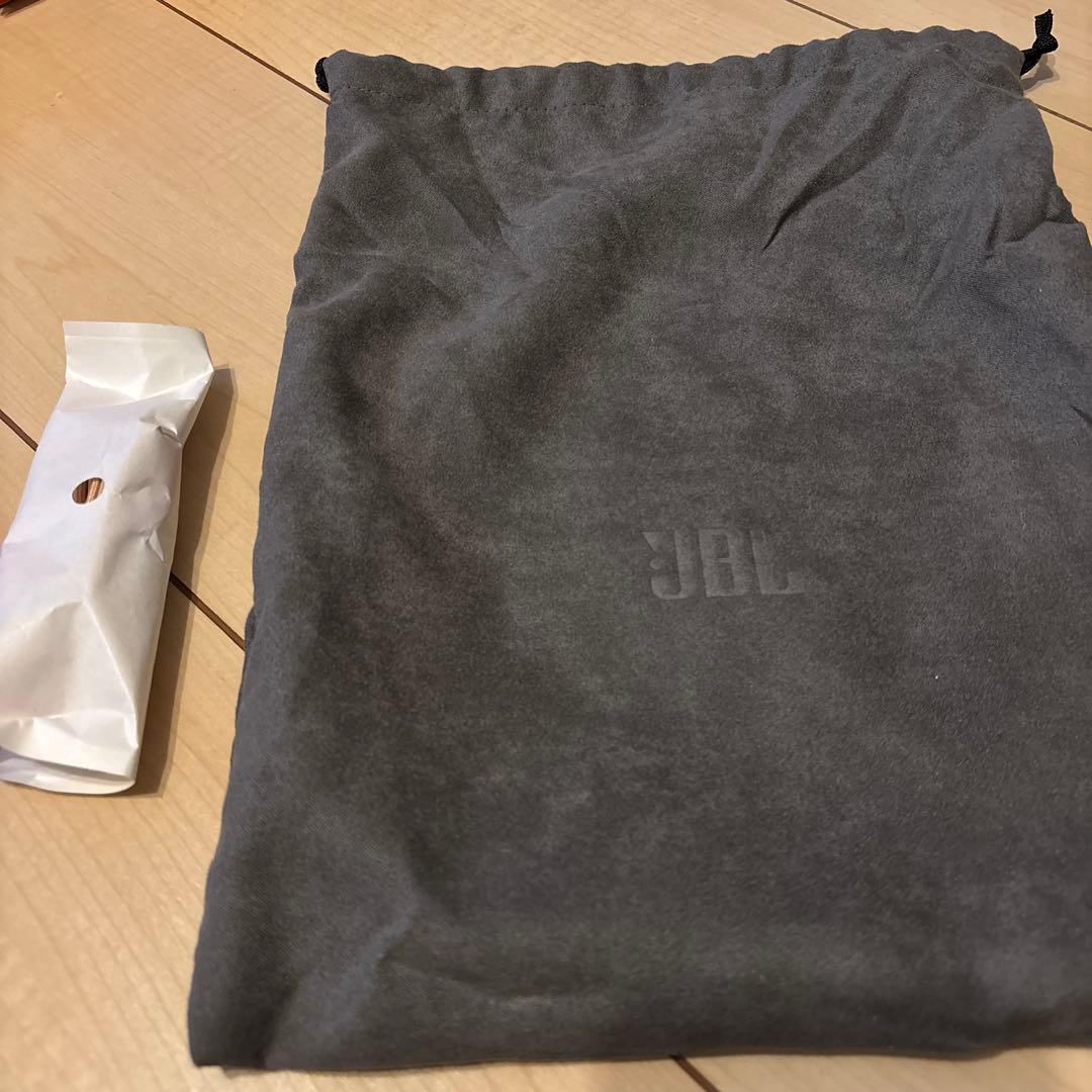 ヘッドホン JBL LIVE 770 NC