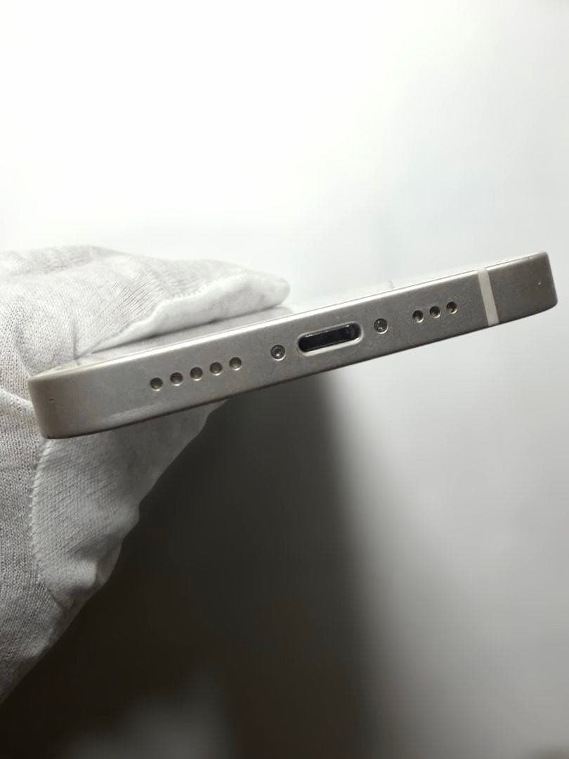 【美品】iPhone 13 128GB スターライト （ホワイト）箱付