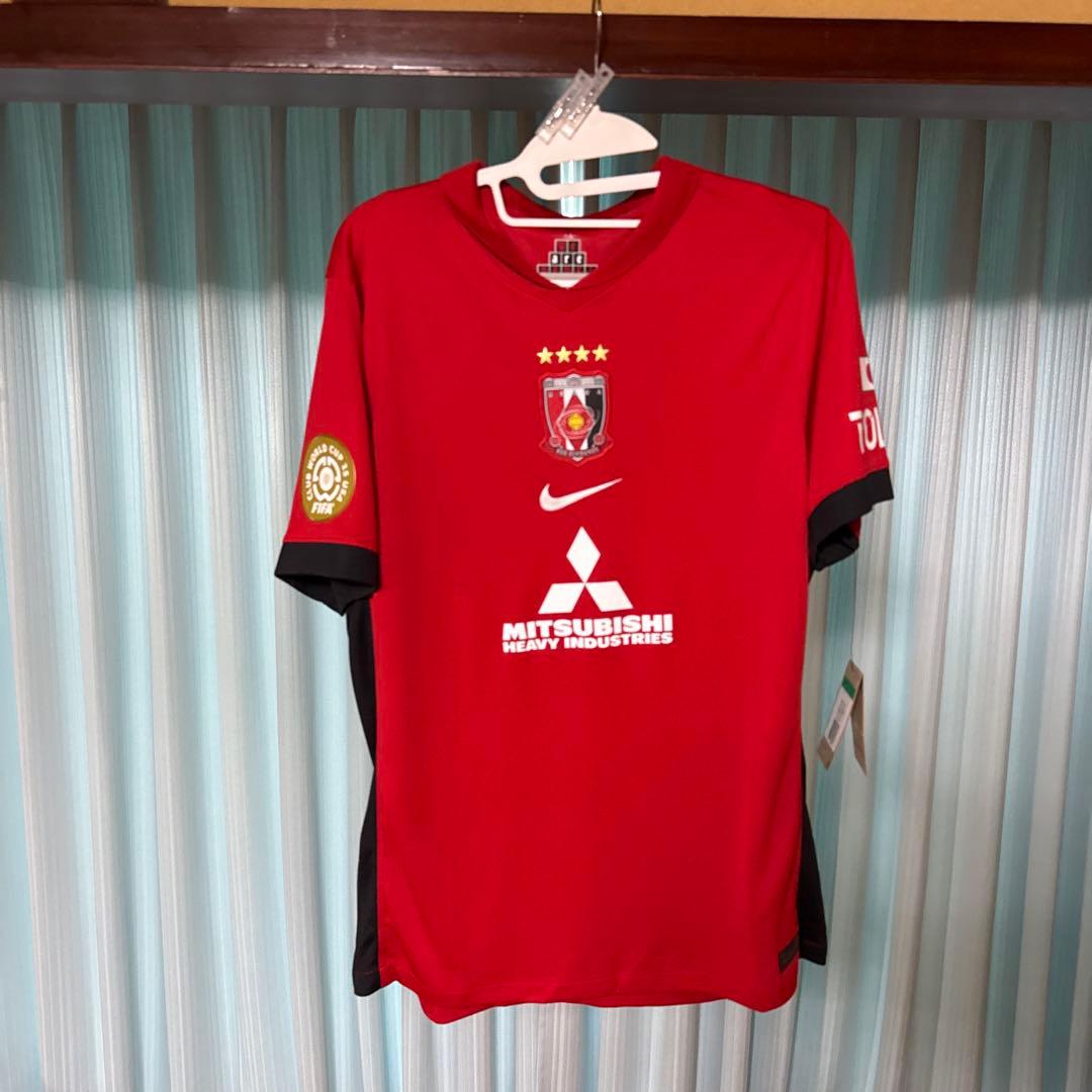 メ*5様 浦和レッズ cwcユニフォーム　cwcバッチ付き　マテウスサヴィオ