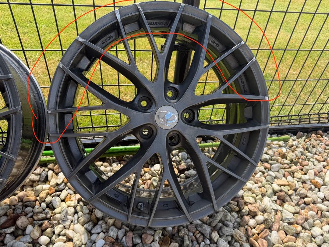 タイヤ・ホイール tria