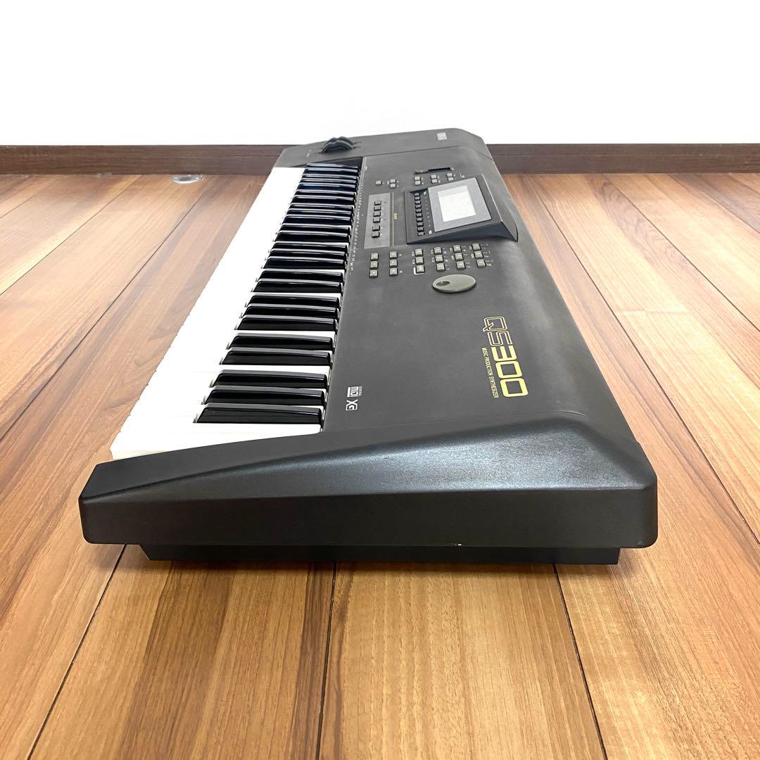 YAMAHAヤマハ QS300 シンセサイザー