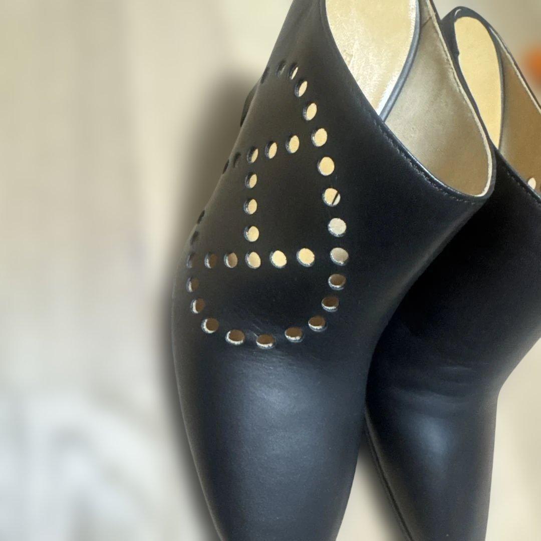 エルメス黒ミュール