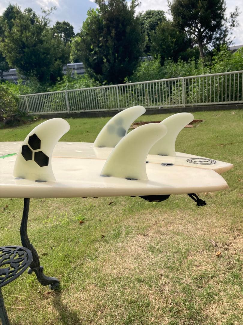 CHANNEL S AL MERRICK POD 6’1 フィン付き