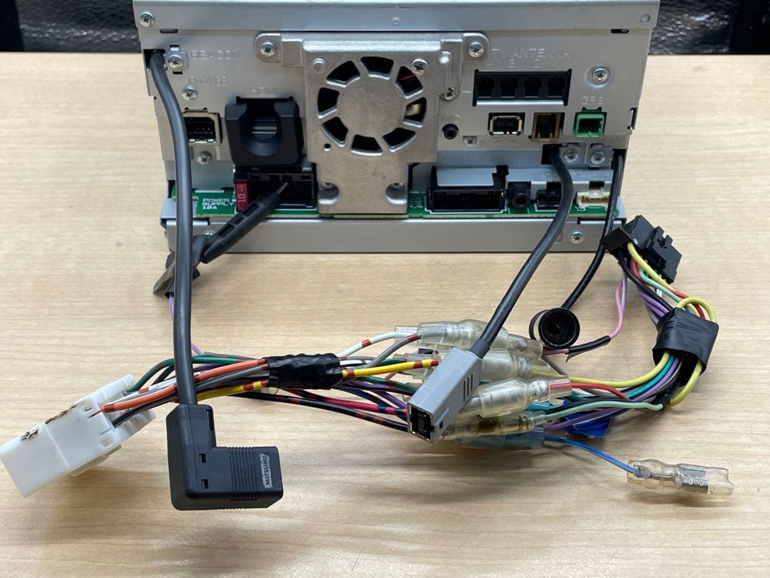 カロツシェリアavic-zh0099 BLUETOOTH OK CD DVD