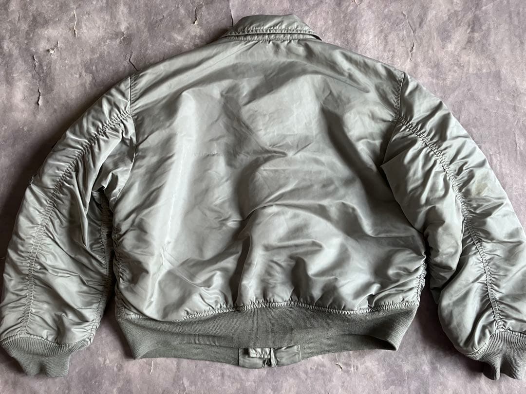 ALPHA cwu-45p ミリタリー フライトジャケット シルバーグレー系 L