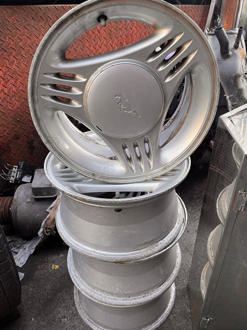 (最終値下げ)マスング純正ホイール15インチ