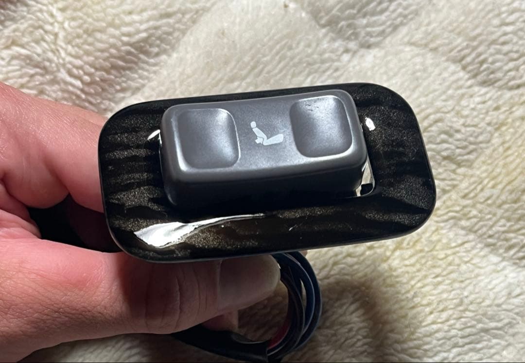 黒木目　y32セドリック　グロリア　ランバーサポートスイッチ　シフトノブ修理代