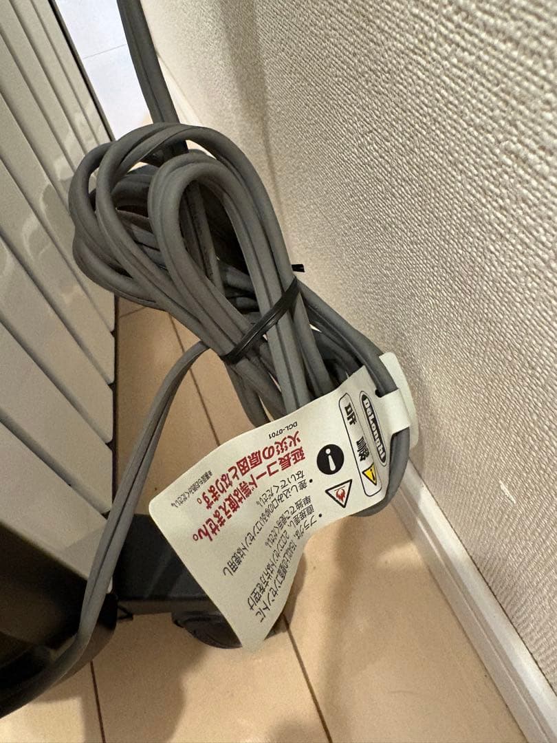 デロンギ マルチダイナミックヒーター MDHU12-BK 美品　オイルヒーター