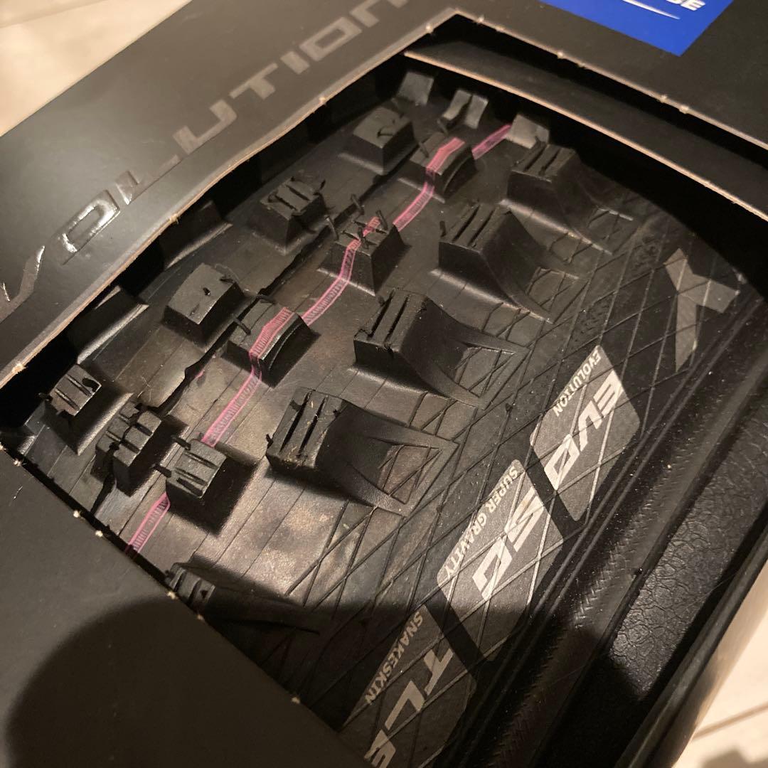 マジックマリー　ビックベティー　mtb タイヤ　29インチ