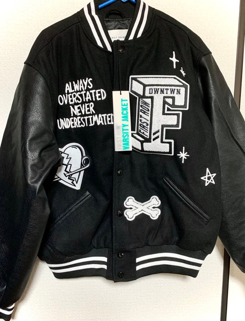 First lowスタジアムジャケット Fashion Nova