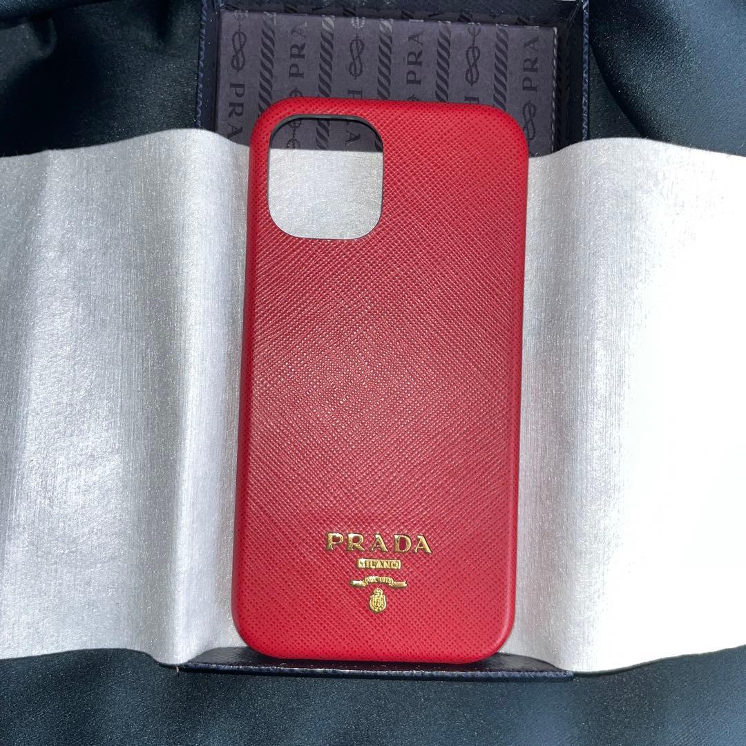 新品未使用　プラダ　iPhoneケース　スマホケース　レザー