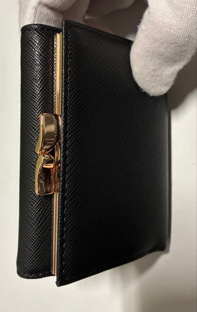 【新品】Vivienne Westwood 折財布 黒 シンプル がま口 定番