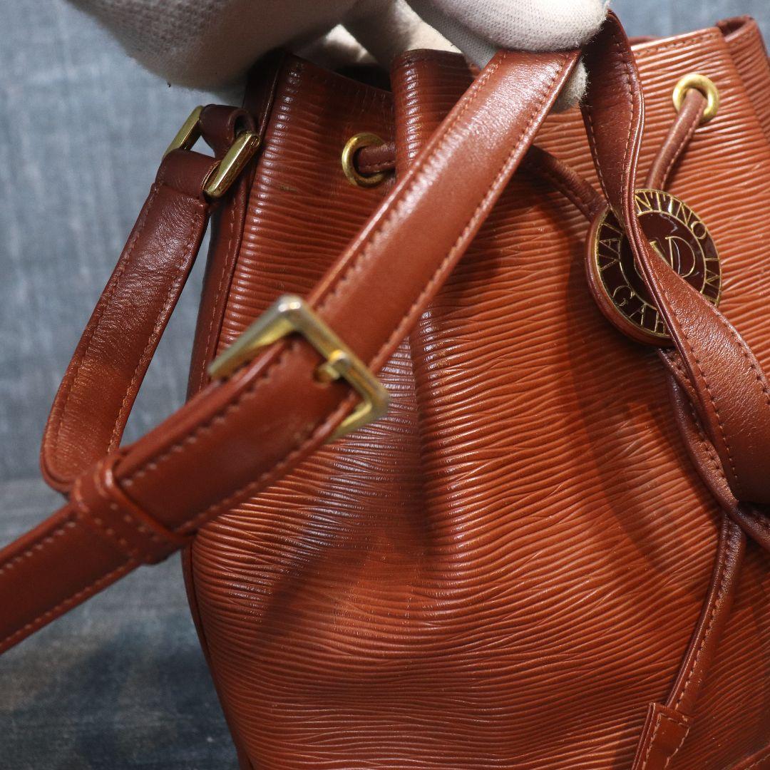 VALENTINO GARAVANI 巾着ショルダーバッグ