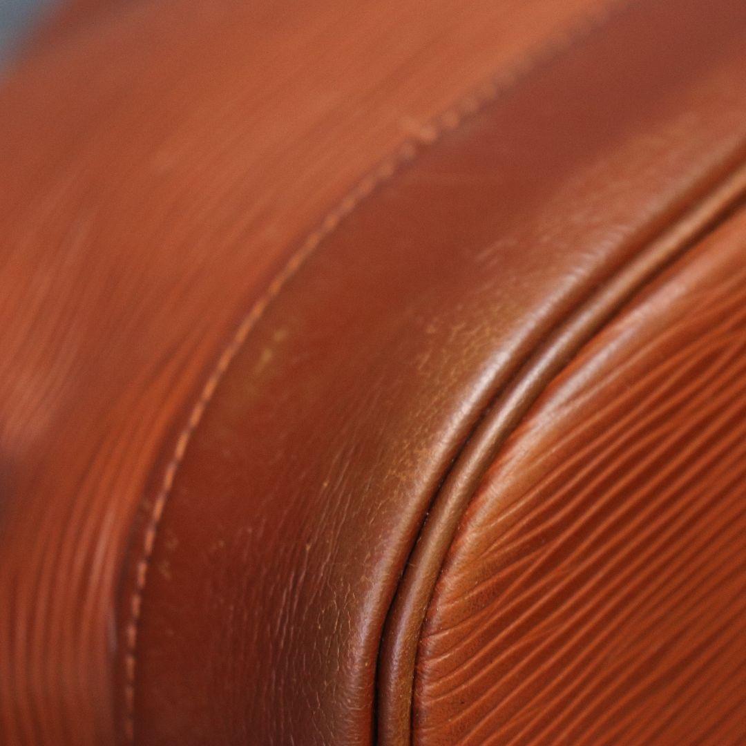 VALENTINO GARAVANI 巾着ショルダーバッグ