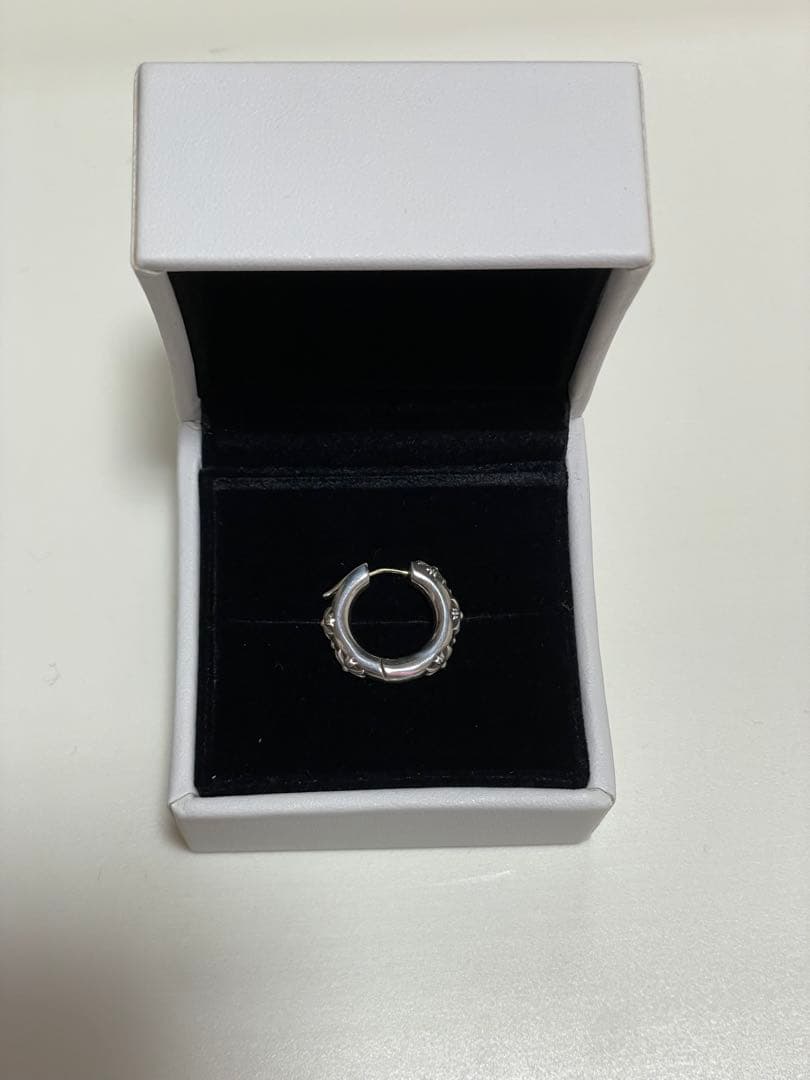 justin davis クロス　フープピアス　ジャスティンデイビス