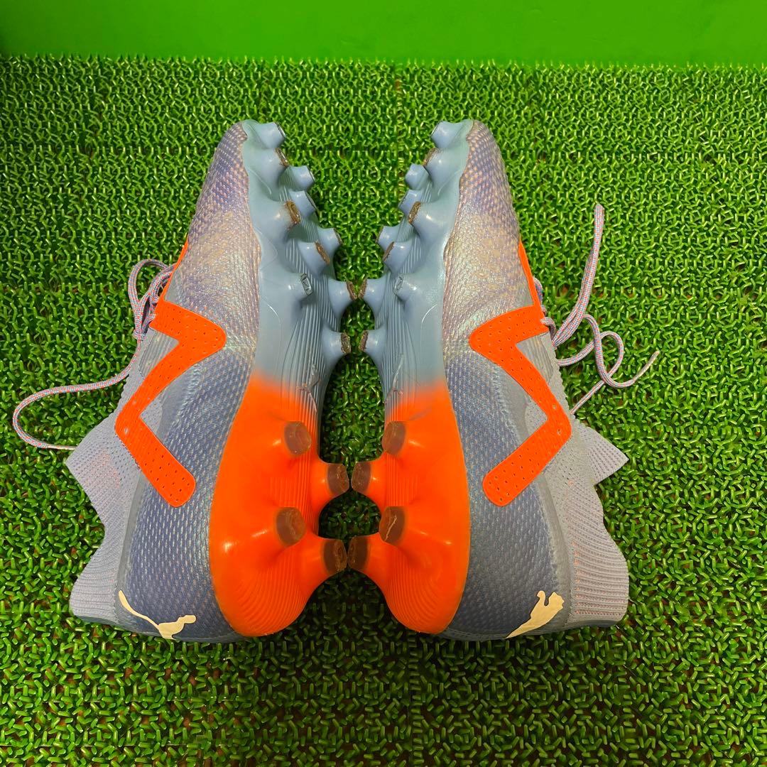プーマ サッカースパイクフューチャーアルティメットHG/AG(ブルー×オレンジ)