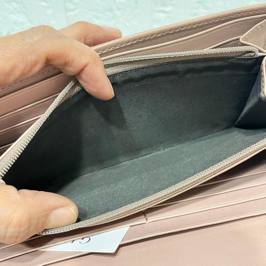 美品✨GUCCI マイクロシマ　くすみピンクベージュ　インターロッキング金具