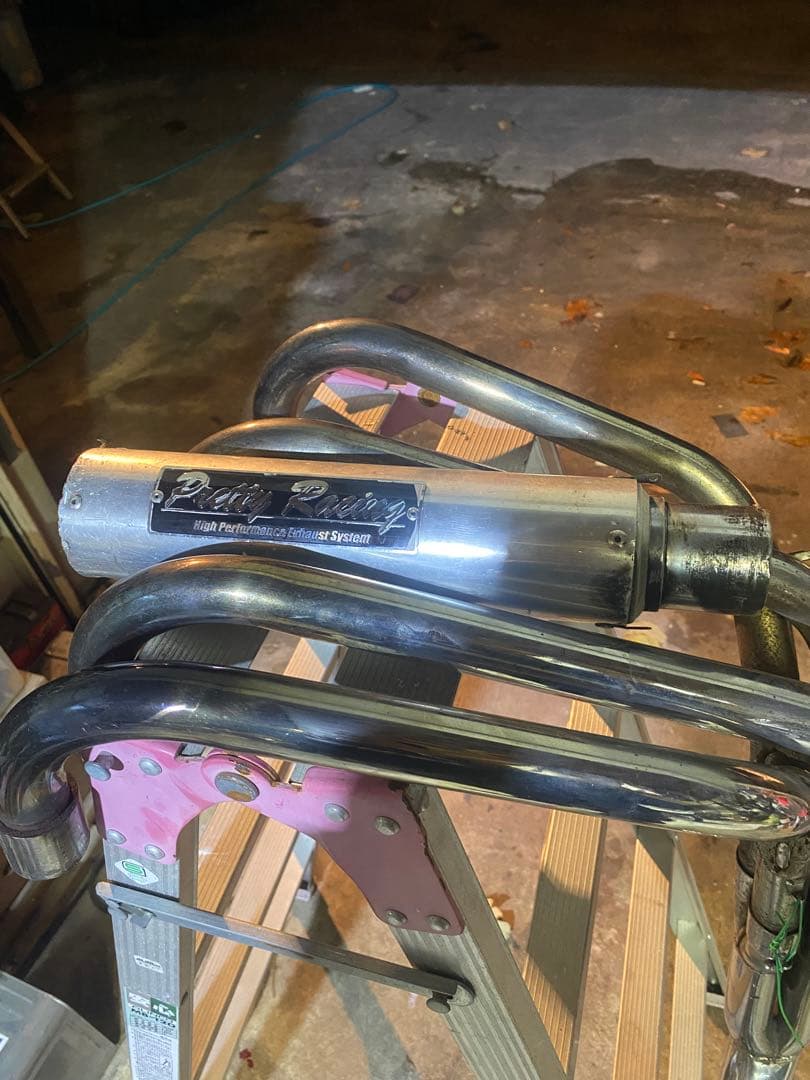 ゼファー400 マフラー　ガニマタブレッド