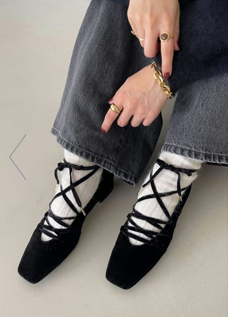 3cmスクエアレースアップパンプス