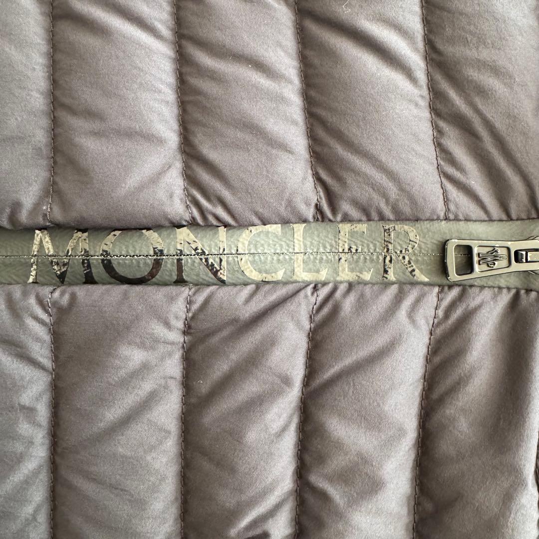 【美品】MONCLER モンクレール ダウン切替 ジップアップ4A 早い物がち★