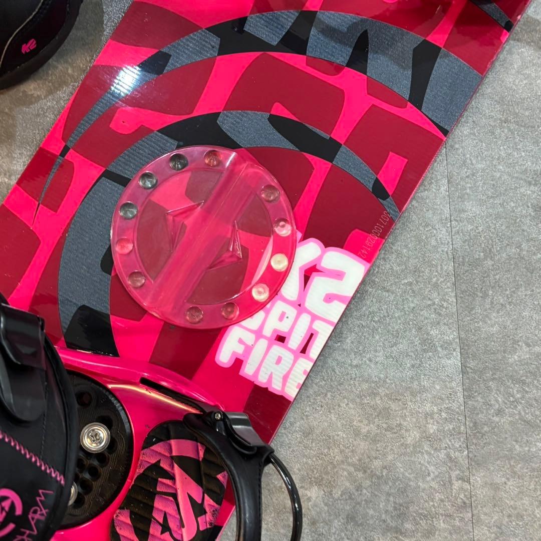 □ レディース K2 SPITFIRE 142cmスノーボード レディース 4点