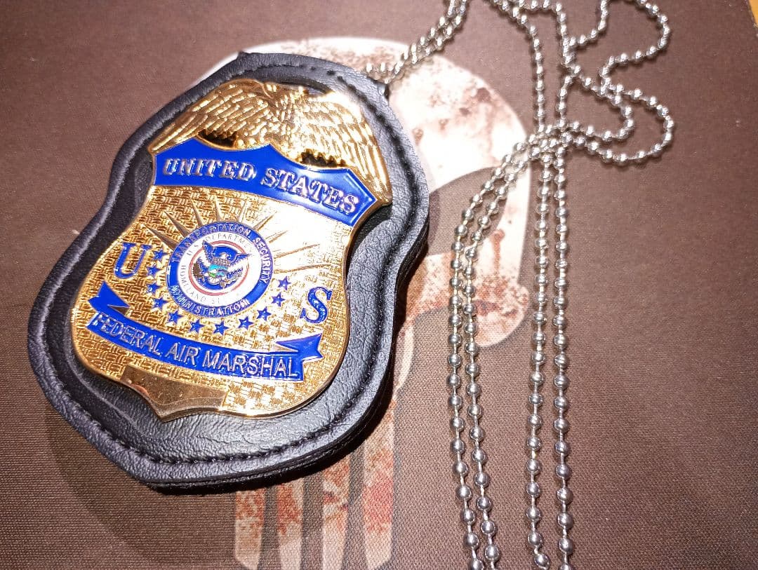 連邦航空保安官バッジ. バッチホルダー付き