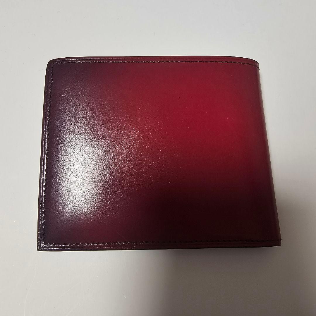 最終値下げyuhaku ユハク YFP131 薄型小銭入れ付き二つ折り財布ワイン