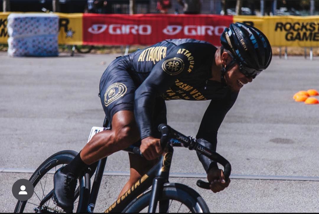 限定レア　Dosnoventa ドスノベンタ　サイクルジャージ　スキンスーツ