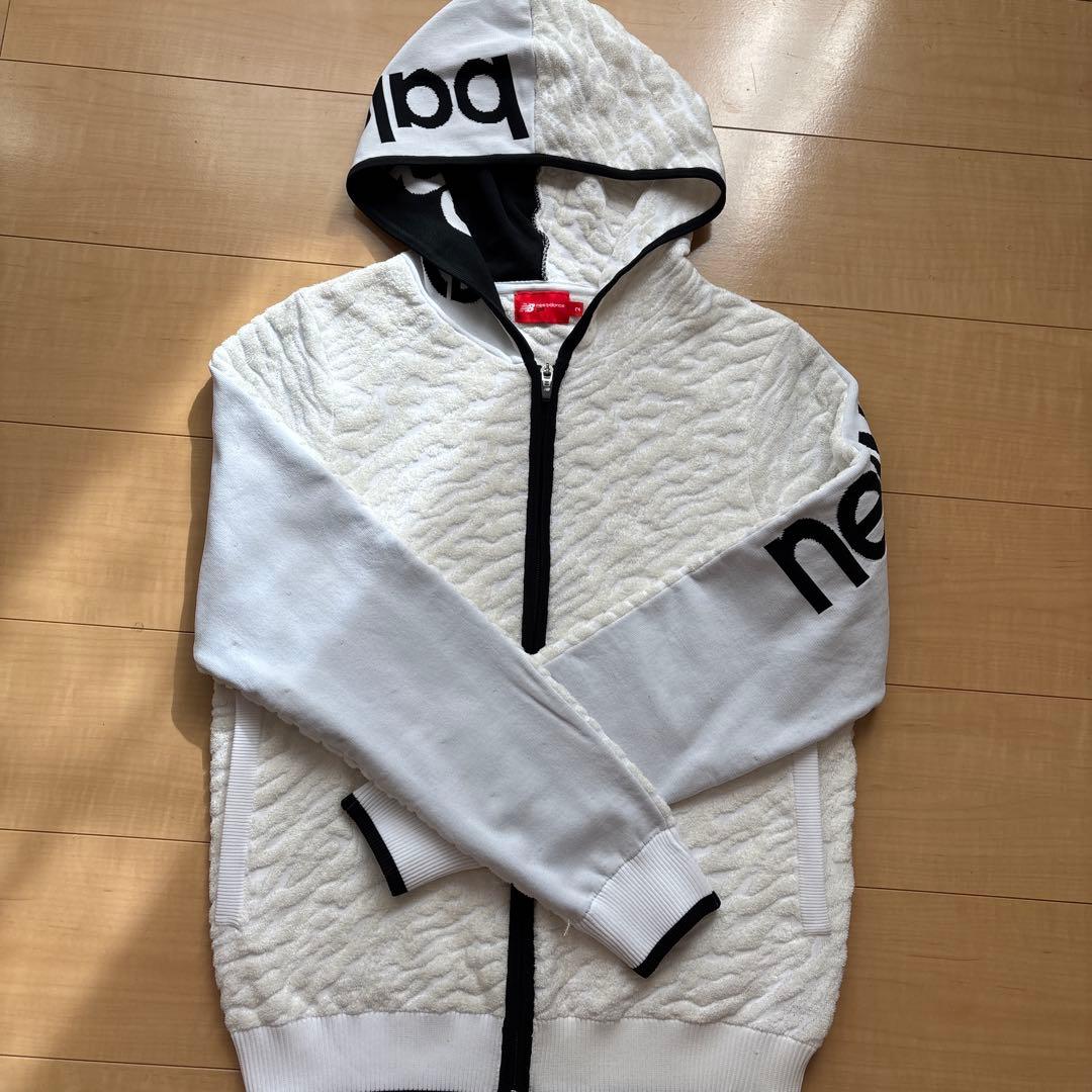 new balance golfフード付きジャケット サイズ2