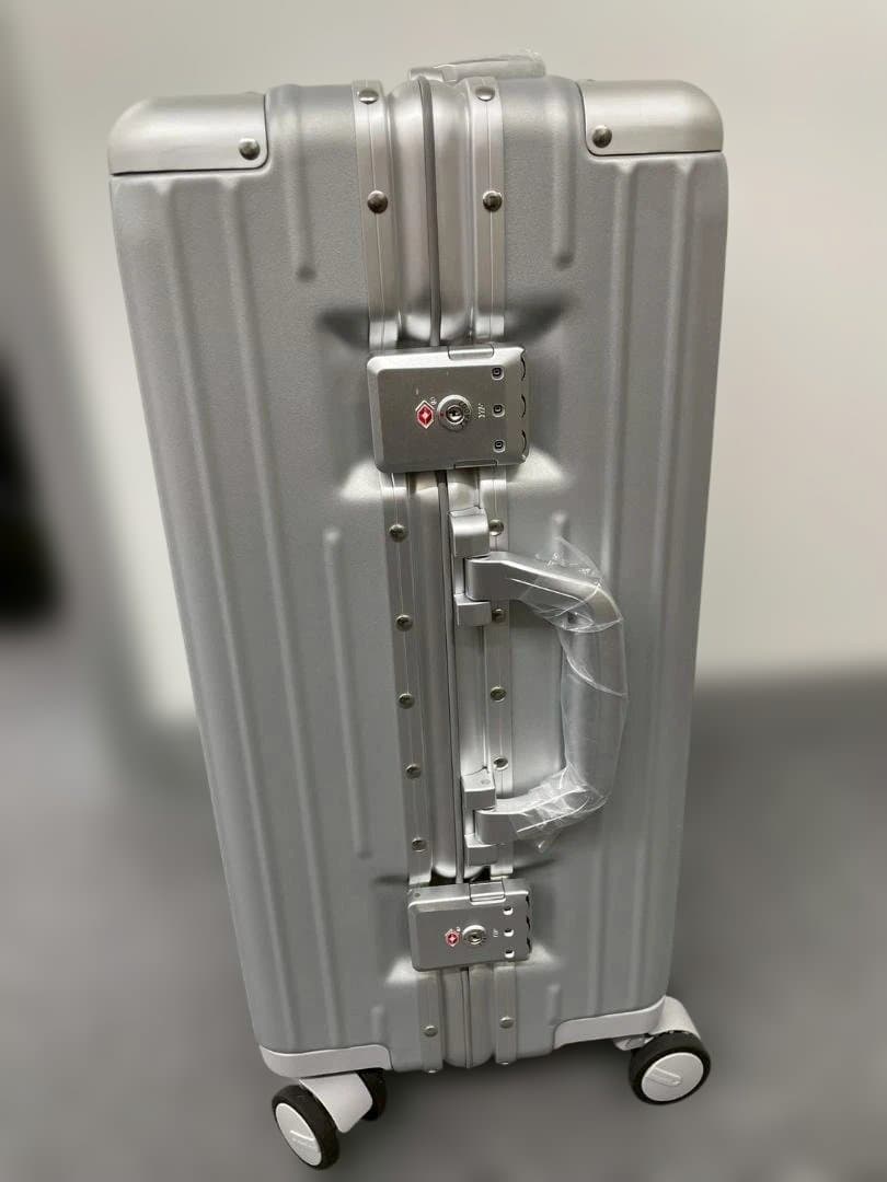 リベティ多機能キャリーケース【マットシルバーSサイズ】A31